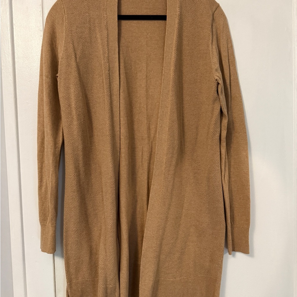 GAP Cardigan - Picture 2 of 7